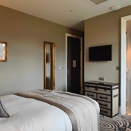 Oddfellows On The Park Cheadle  Szoba fotó A room at the hotel