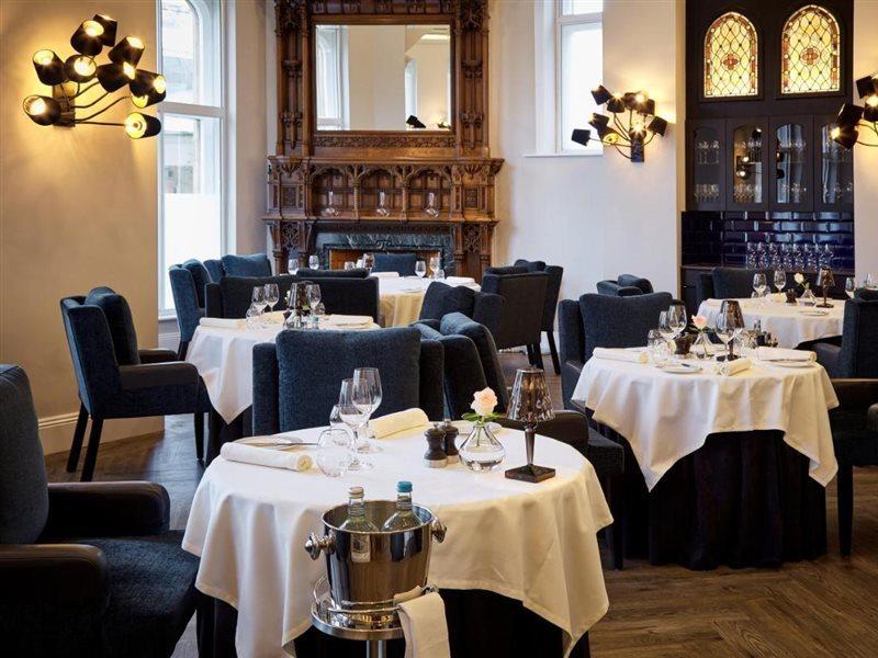 Oddfellows On The Park Cheadle  Kültér fotó The interior of the restaurant