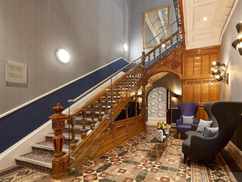 Oddfellows On The Park Cheadle  Kültér fotó The staircase