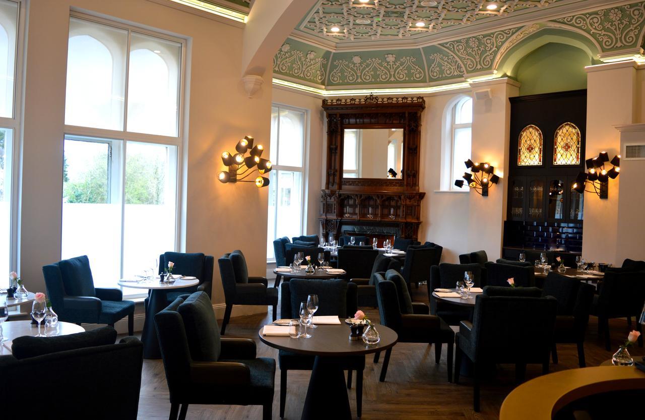 Oddfellows On The Park Cheadle  Kültér fotó Interior of the restaurant